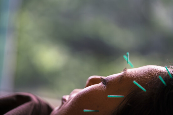 La stimulation de certains points d’acupuncture est susceptible de relever le niveau énergétique de la sphère pulmonaire.