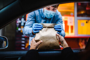 La façon dont les aliments ont été pollués reste incertaine.