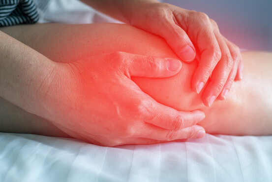 L’arthrose résulte d’inflammations légères chroniques de bas grade.