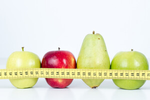 La graisse abdominale (silhouette en pomme) serait plus mauvaise pour la santé que la graisse sous-cutanée au niveau des hanches (silhouette en poire).