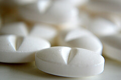 L'ibuprofène, une molécule de synthèse aux effets secondaires non négligeables