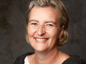 Le paludisme dont les gens meurent est un neuropaludisme.